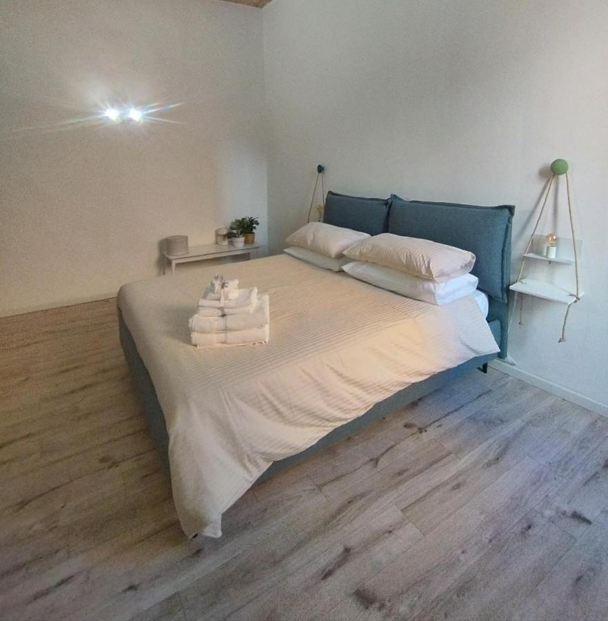 Appartement La Casa Nel Borgo à Parme Extérieur photo